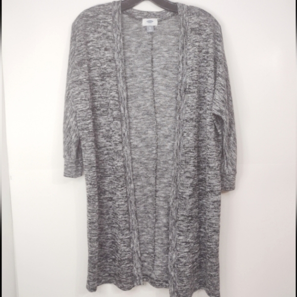 Old navy grey cardigan. - Picture 1 of 9